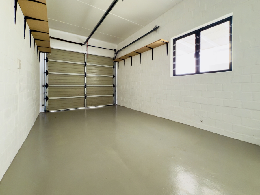 2 Bedroom Property for Sale in Onrus Western Cape